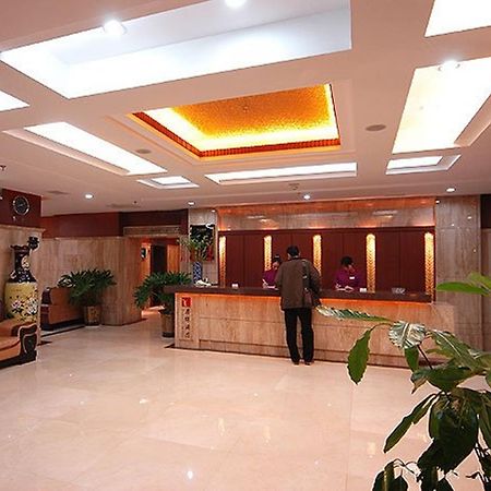 Tangyin Hotel Далянь Интерьер фото